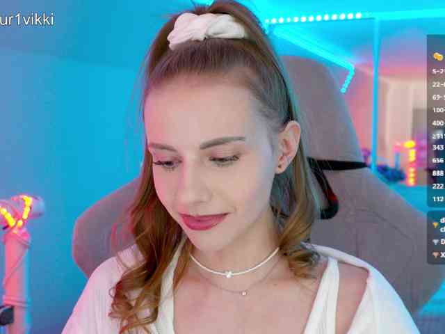 VikkiExtraCheese webcam