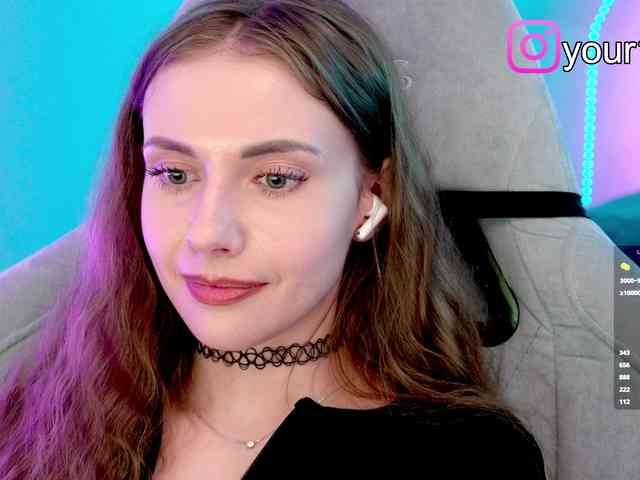 VikkiExtraCheese webcam