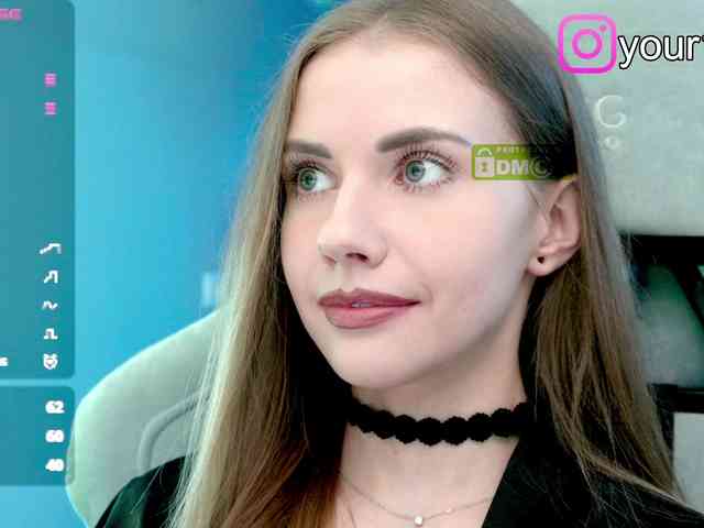 VikkiExtraCheese webcam
