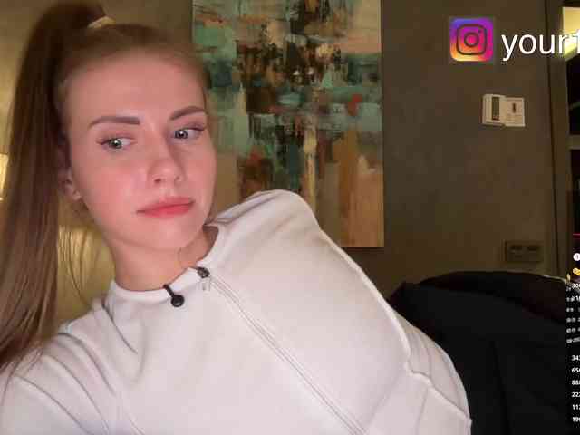 VikkiExtraCheese webcam