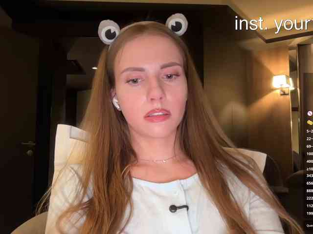 VikkiExtraCheese webcam