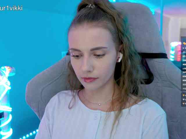 VikkiExtraCheese webcam