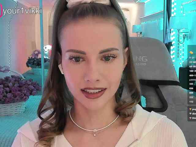 VikkiExtraCheese webcam