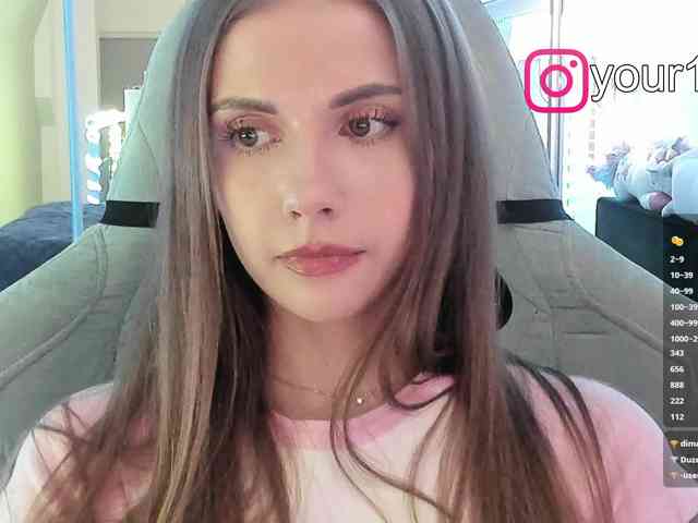 VikkiExtraCheese webcam