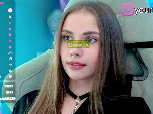 -VikkiL0vesCheese-