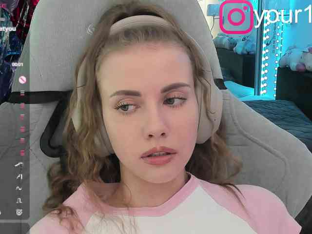 VikkiExtraCheese webcam