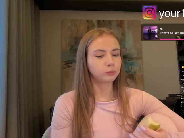 VikkiExtraCheese webcam