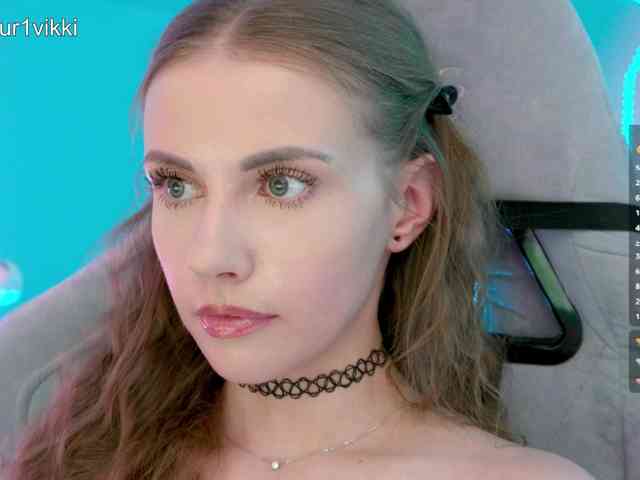 VikkiExtraCheese webcam