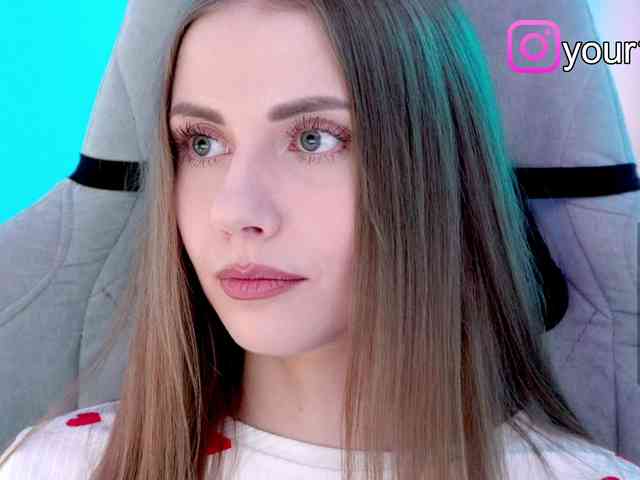 VikkiExtraCheese webcam