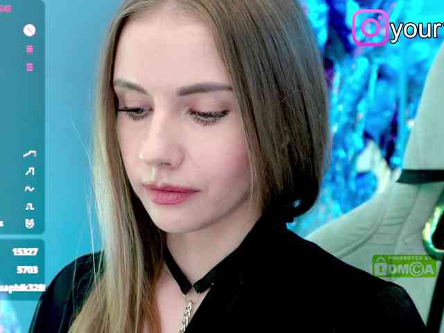 VikkiExtraCheese webcam