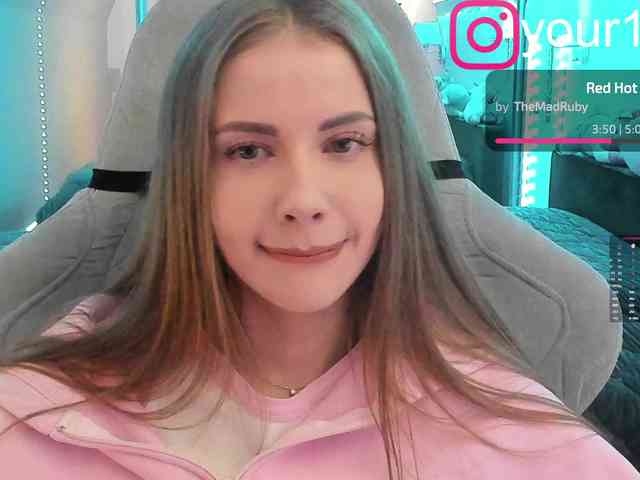 VikkiExtraCheese webcam