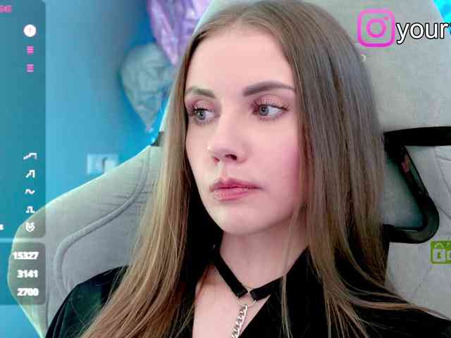 free videochat -VikkiL0vesCheese-
