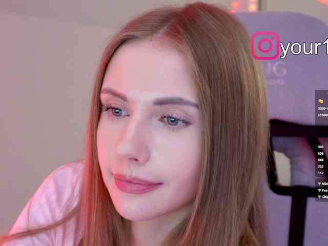 VikkiExtraCheese webcam