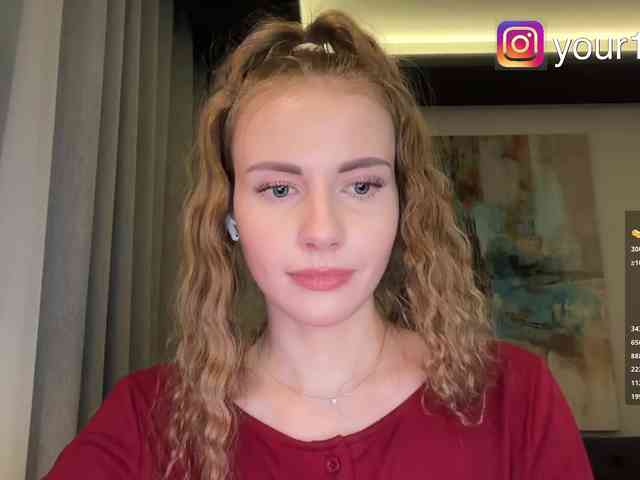 VikkiExtraCheese webcam