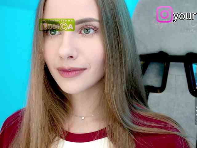 VikkiExtraCheese webcam