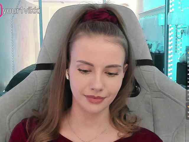 VikkiExtraCheese webcam