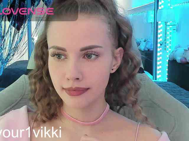 VikkiExtraCheese webcam