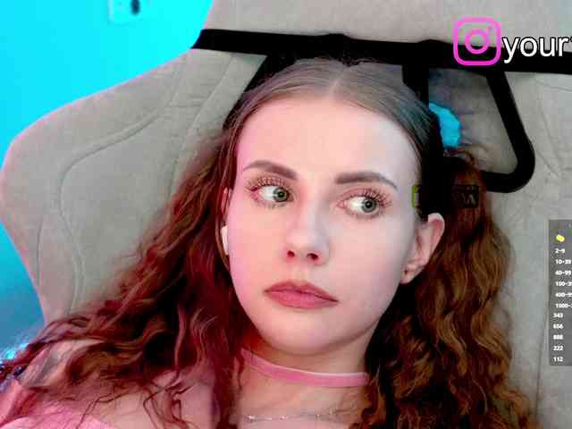 VikkiExtraCheese webcam