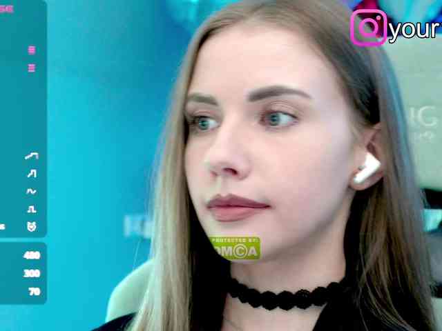 VikkiExtraCheese webcam