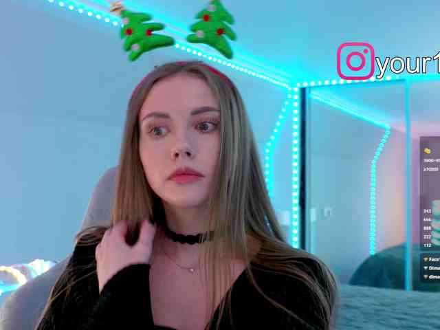 VikkiExtraCheese webcam