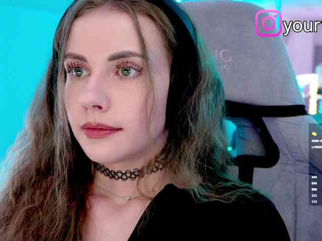 VikkiExtraCheese webcam