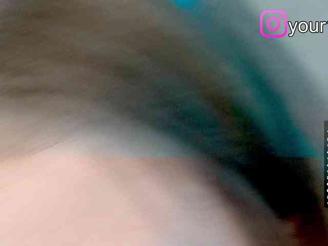 VikkiExtraCheese webcam