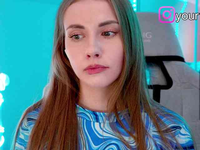 VikkiExtraCheese webcam
