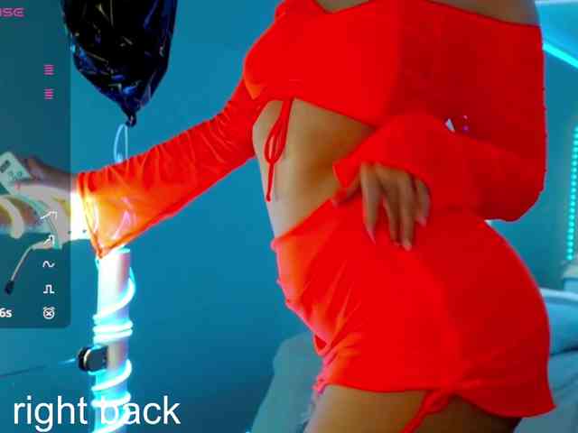 VikkiExtraCheese webcam
