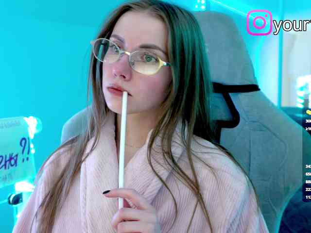 VikkiExtraCheese webcam