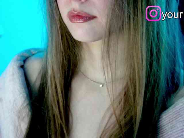 VikkiExtraCheese webcam