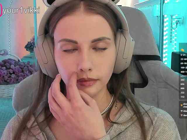 VikkiExtraCheese webcam