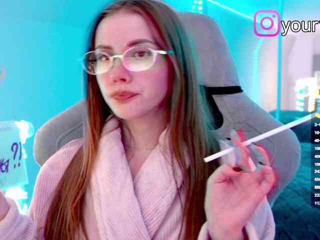 VikkiExtraCheese webcam