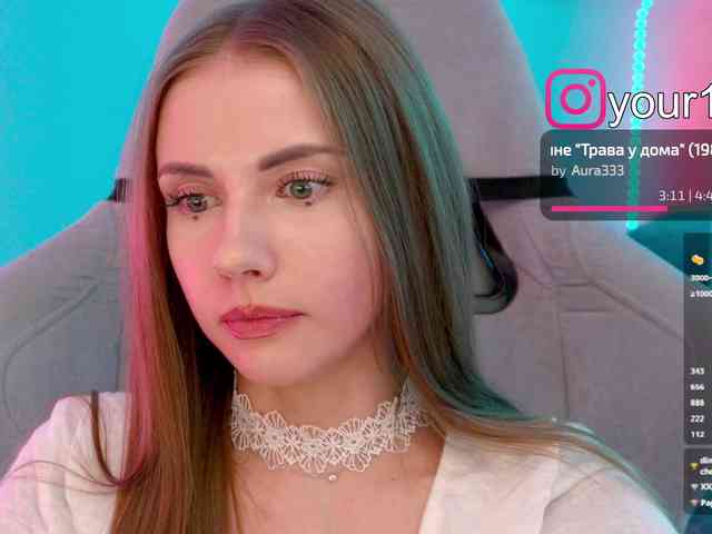 VikkiExtraCheese webcam