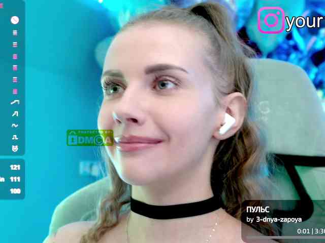 VikkiExtraCheese webcam
