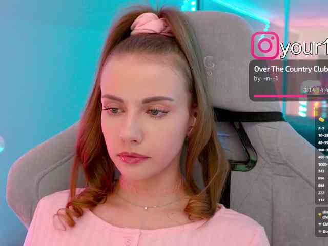 porno webcam -VikkiL0vesCheese-