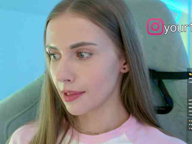 VikkiExtraCheese webcam