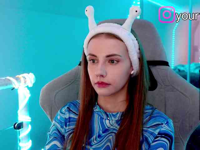VikkiExtraCheese webcam