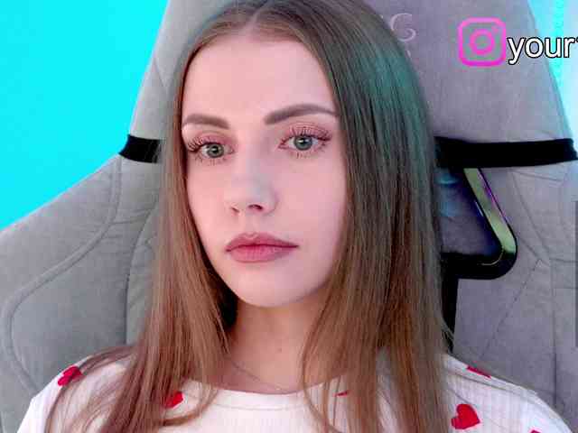 VikkiExtraCheese webcam