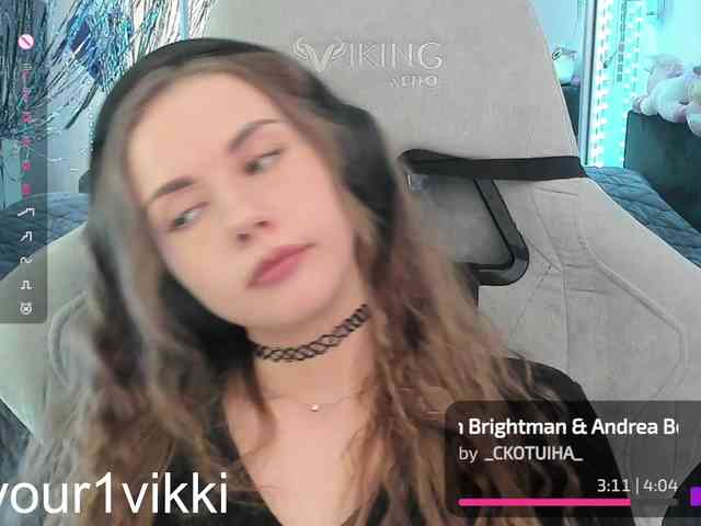 VikkiExtraCheese webcam