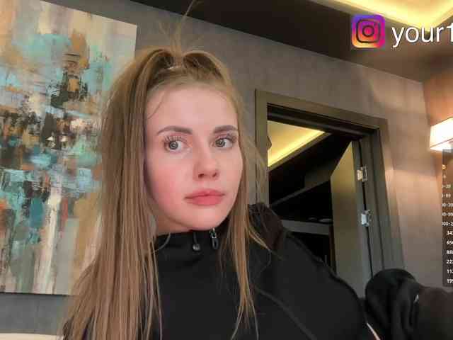 VikkiExtraCheese webcam