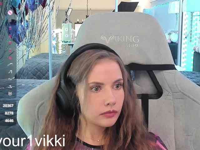 chatroom porn -VikkiL0vesCheese-