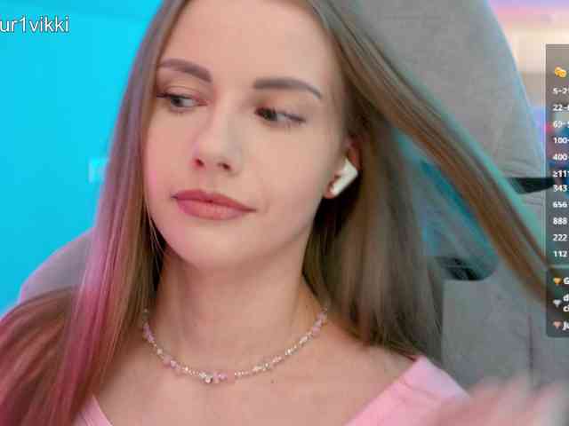 VikkiExtraCheese webcam