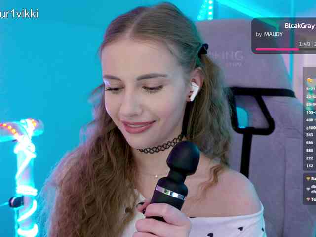 VikkiExtraCheese webcam