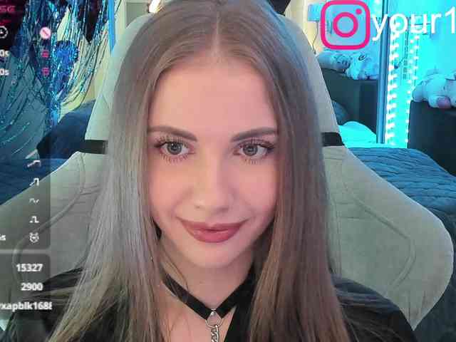 VikkiExtraCheese webcam