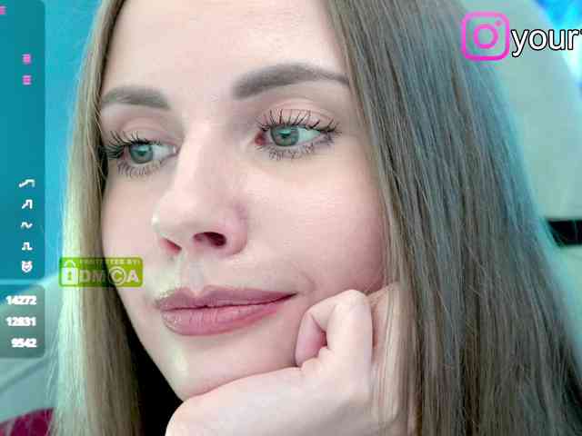 VikkiExtraCheese webcam