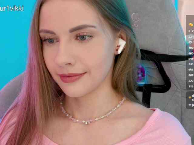 VikkiExtraCheese webcam