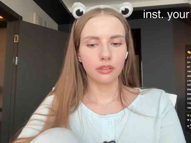 VikkiExtraCheese webcam