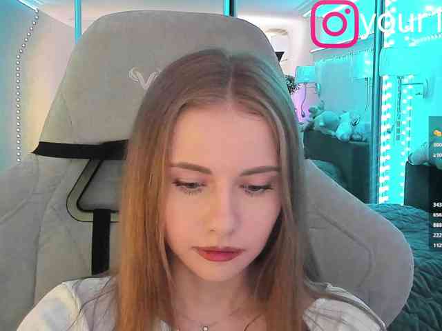 VikkiExtraCheese webcam
