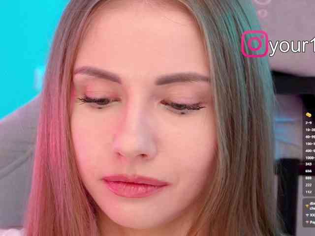 VikkiExtraCheese webcam