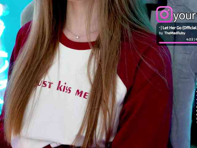 VikkiExtraCheese webcam